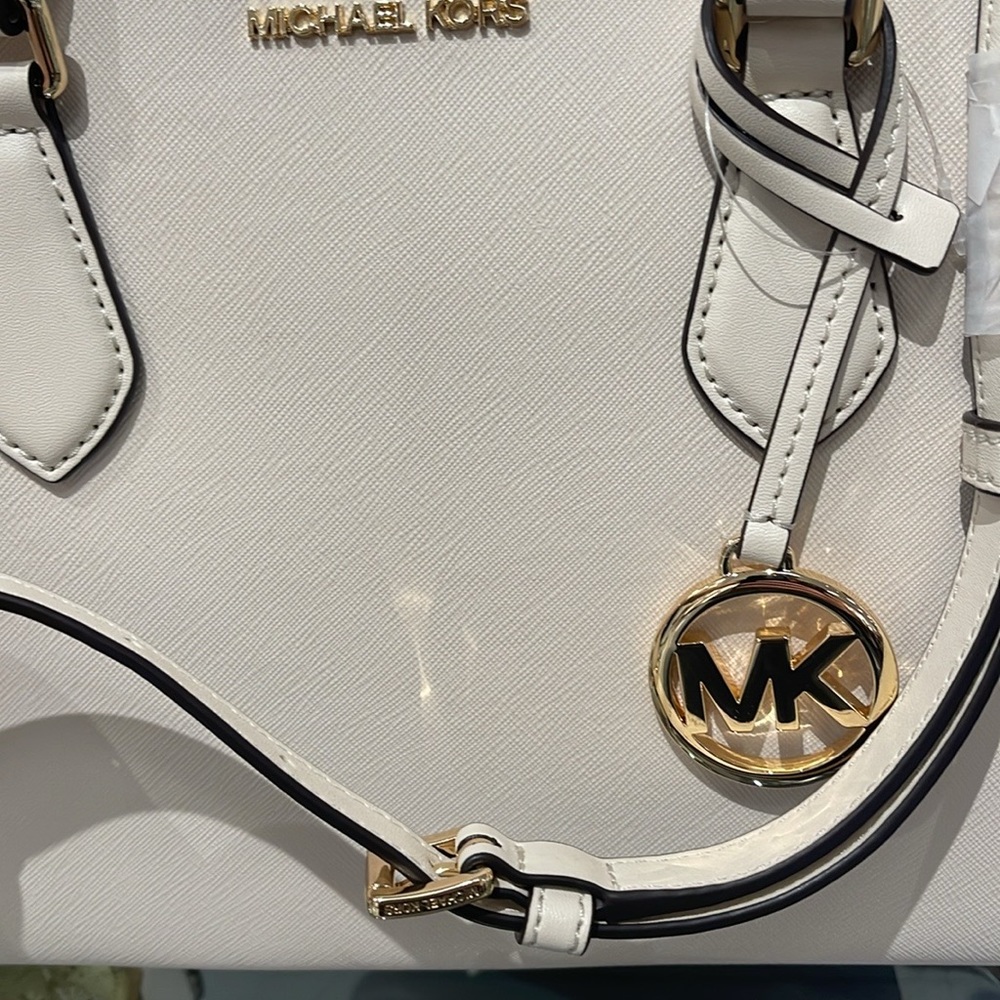 Michael Kors Sheila Medium Center Zip Satchel Crossbody Bag
Light Cream 
NWT - Picture 16 of 16